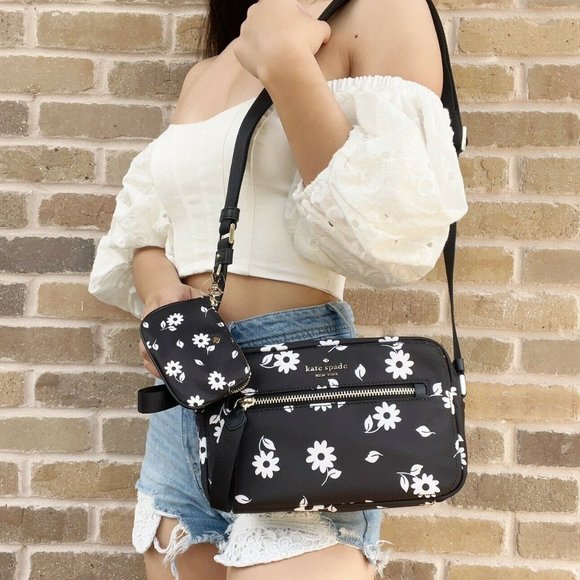 Kate Spade Chelsea Little Better Nylon Camera Bag Coin Pouch Black White Flower - Picture 2 of 4